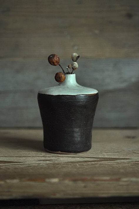 yoko-komae-eramics yoko-komae’s-clay-work.-bird’s-breath
