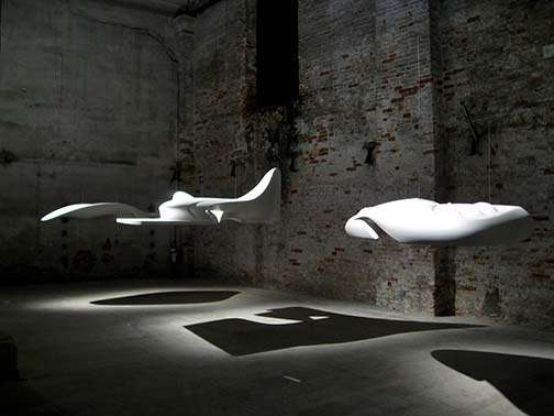 Zaha-Hadid-suspended-sculptures Zaha-Hadid,-visionary-and-projected-on-technical-experiments